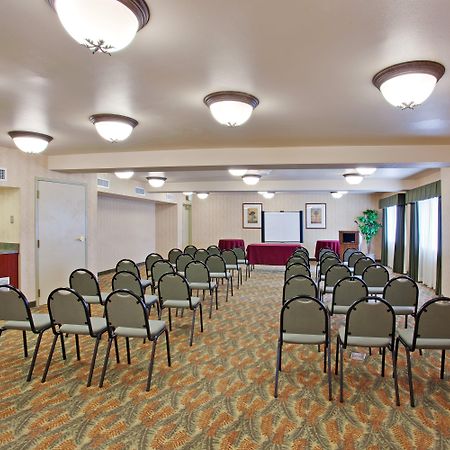 Hotel Marguerite South Anaheim - Garden Grove, Trademark Collection By Wyndham Habitación foto