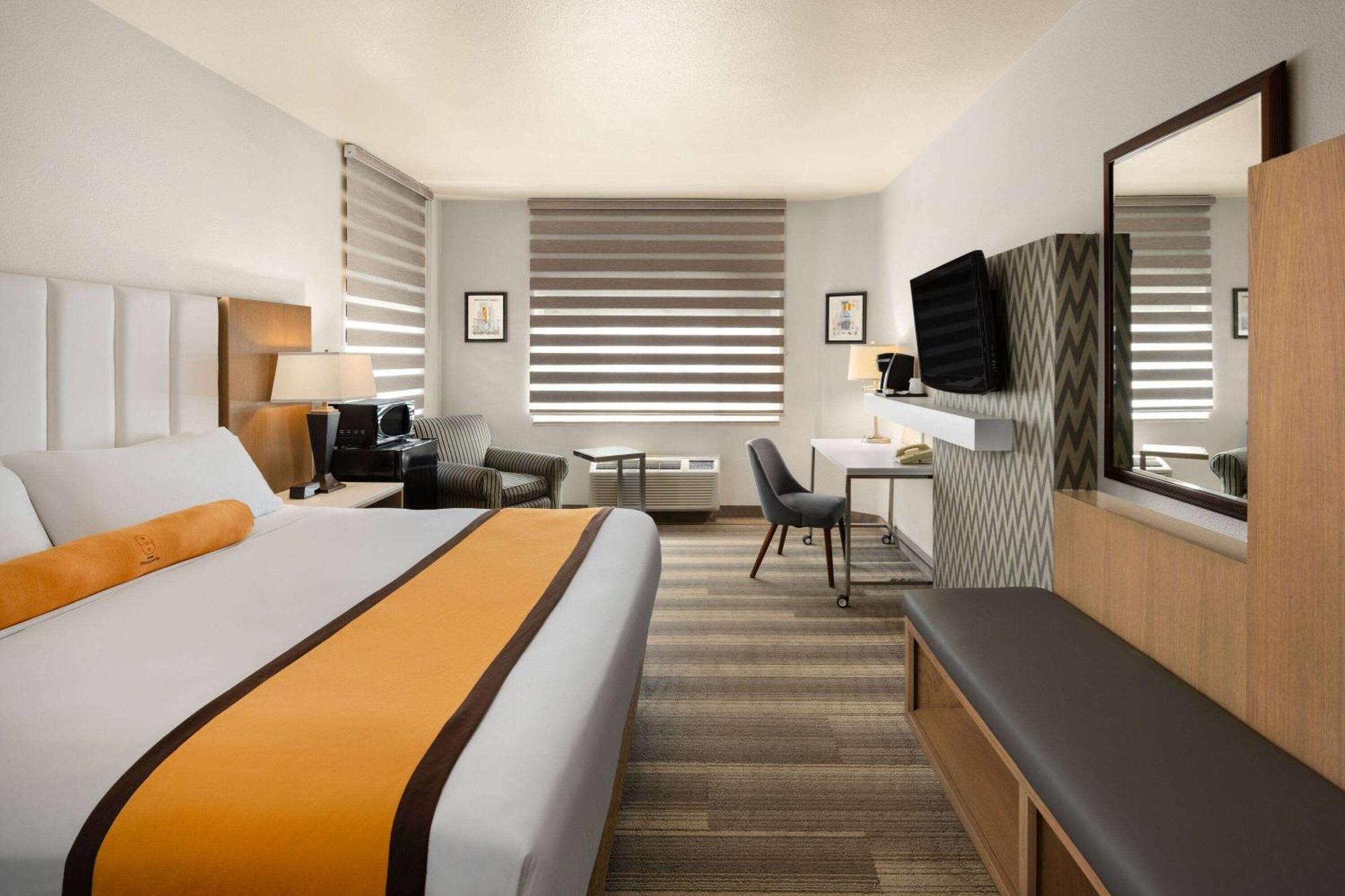 Hotel Marguerite South Anaheim - Garden Grove, Trademark Collection By Wyndham Exterior foto