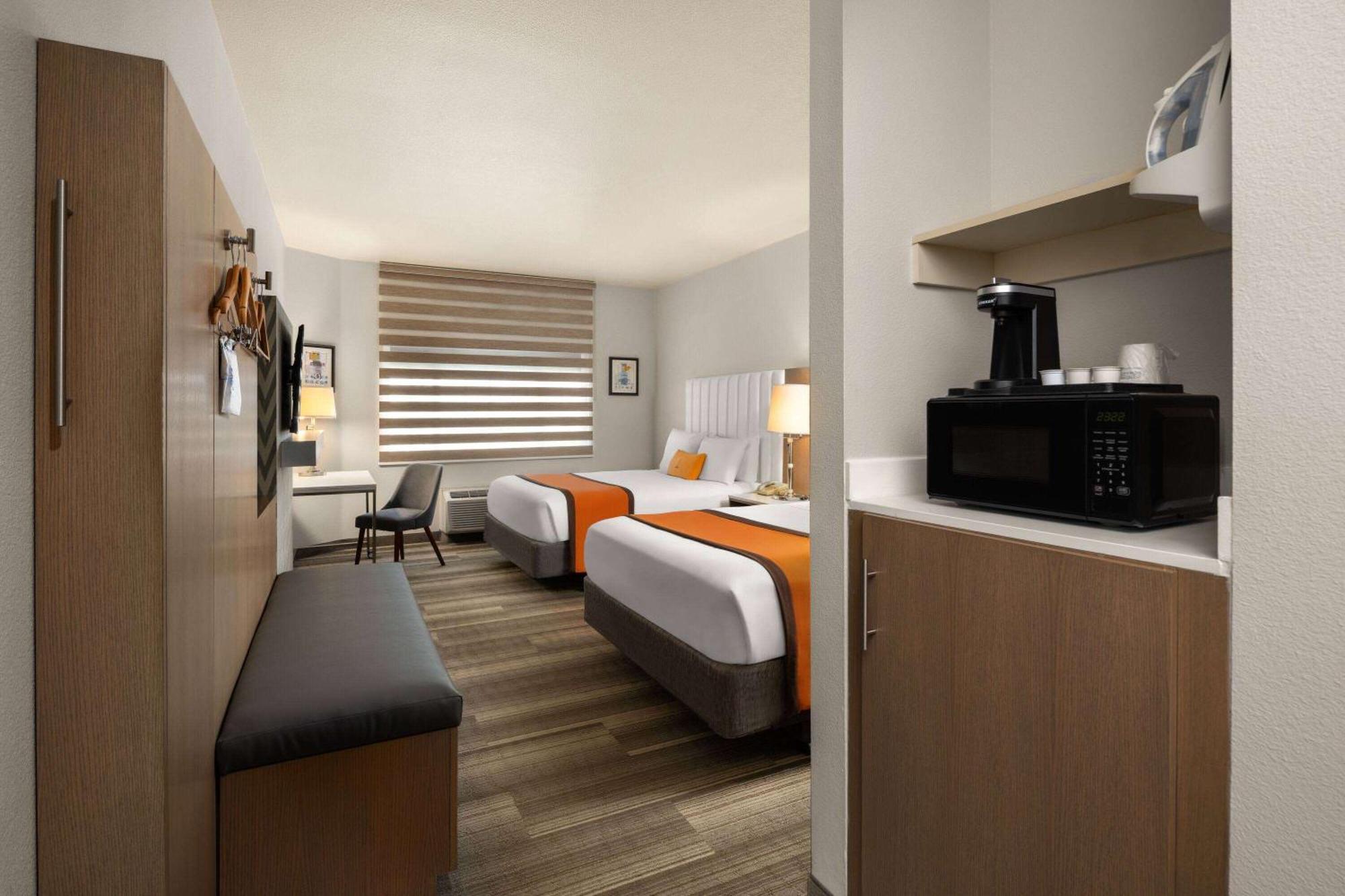 Hotel Marguerite South Anaheim - Garden Grove, Trademark Collection By Wyndham Exterior foto